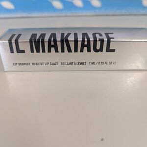 Il Makiage Hi-Shine Lip Glaze - Silver Packaging